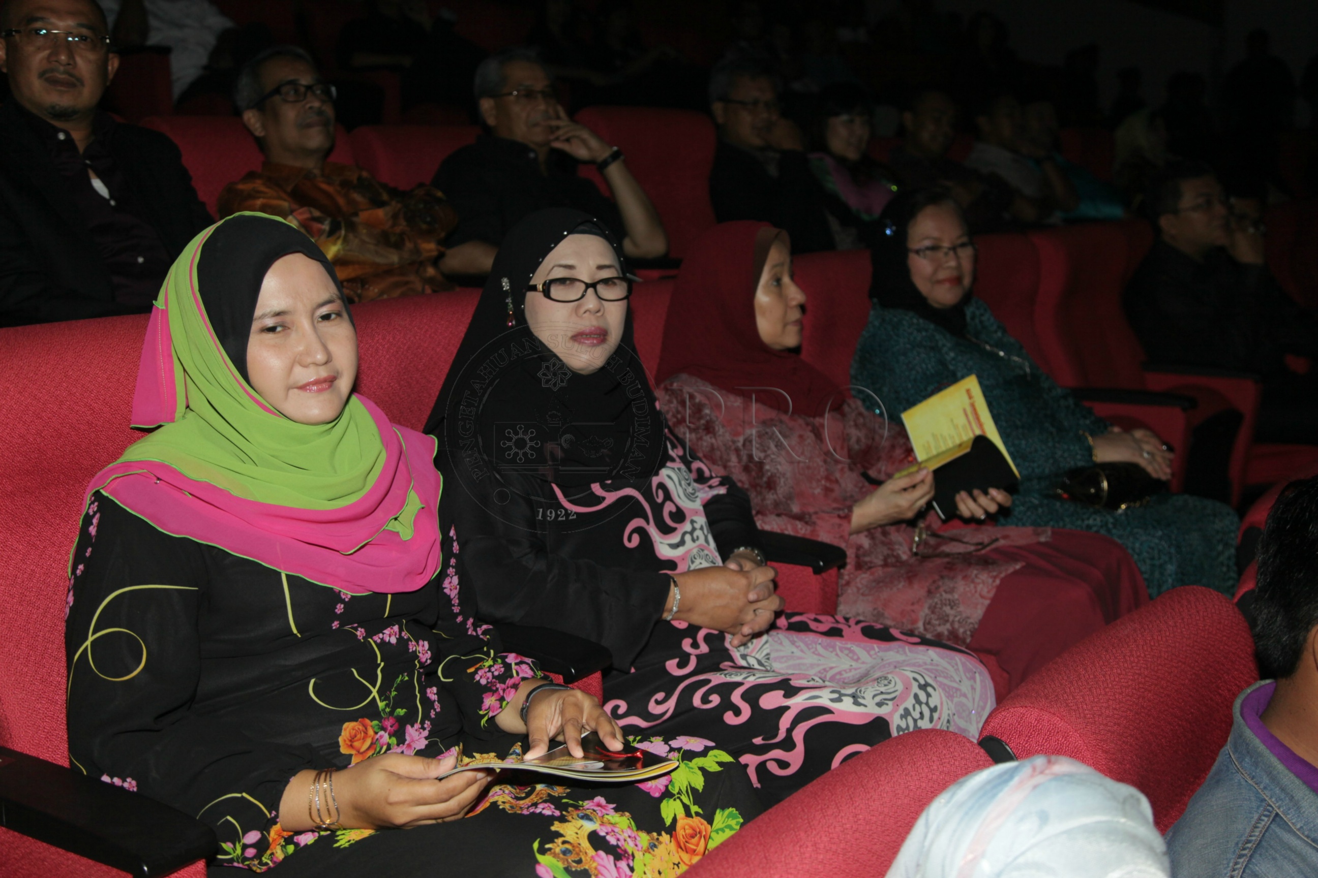 PRO 14 29 RARE IMG 0537